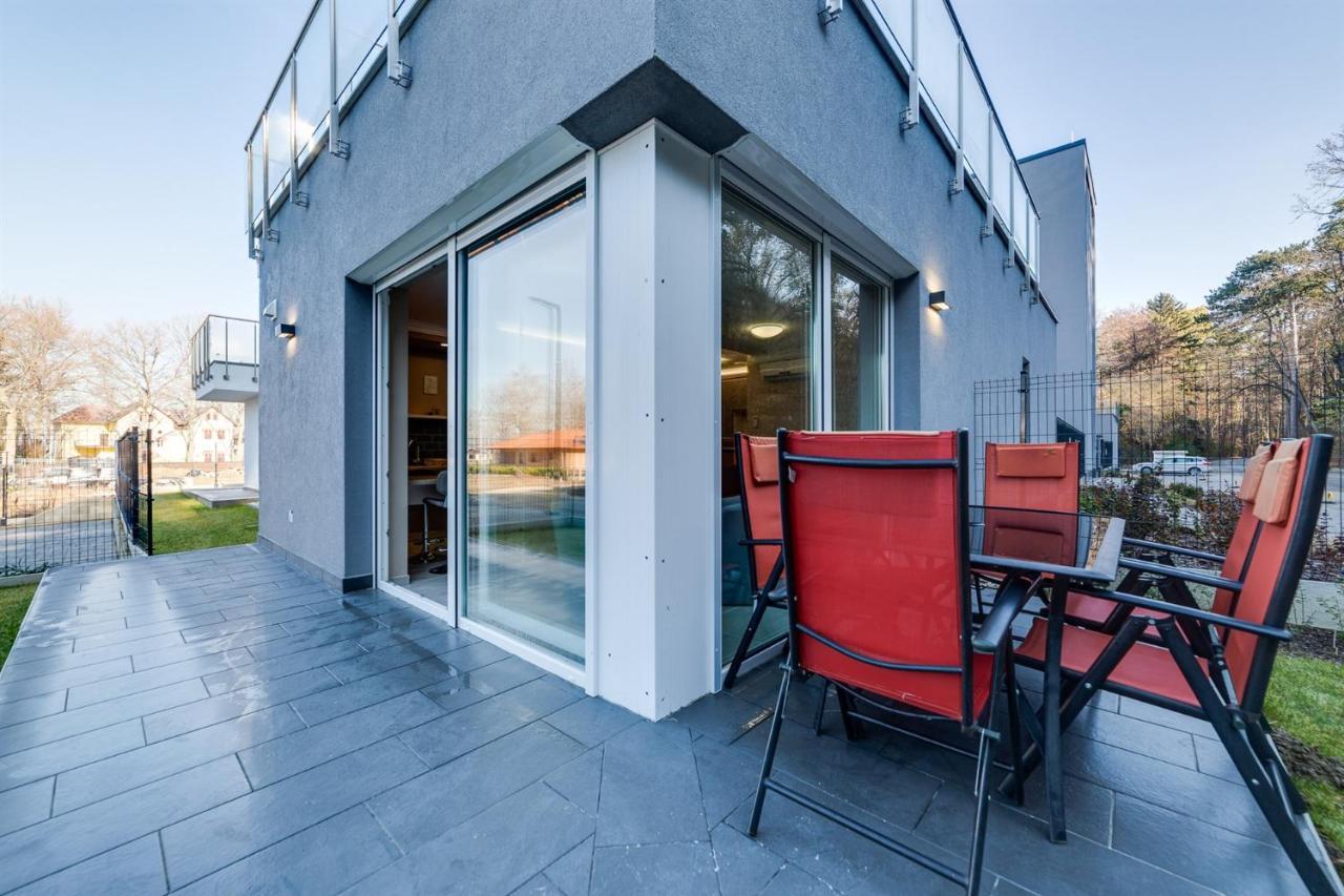 Forest Foeldvar Apartmanok By Bltn Balatonföldvár Zewnętrze zdjęcie
