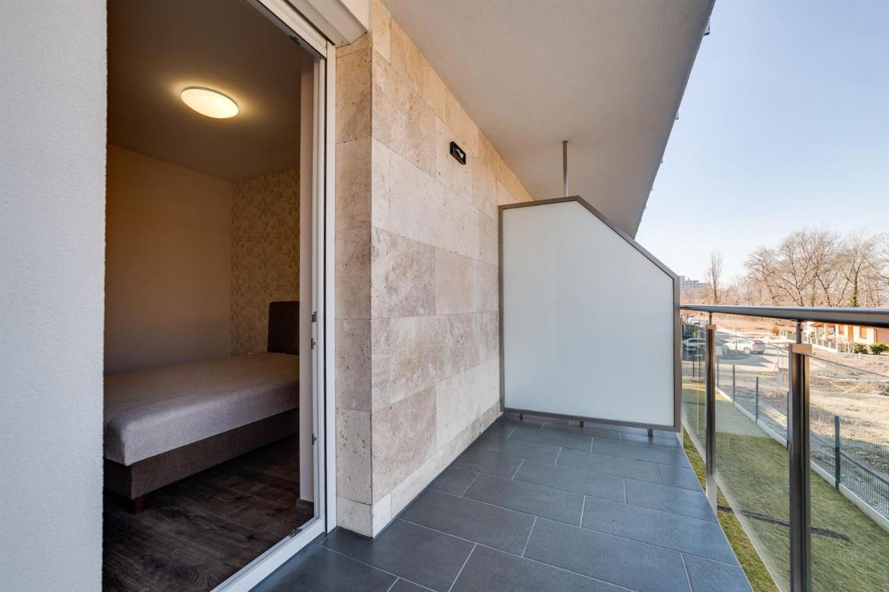 Forest Foeldvar Apartmanok By Bltn Balatonföldvár Zewnętrze zdjęcie