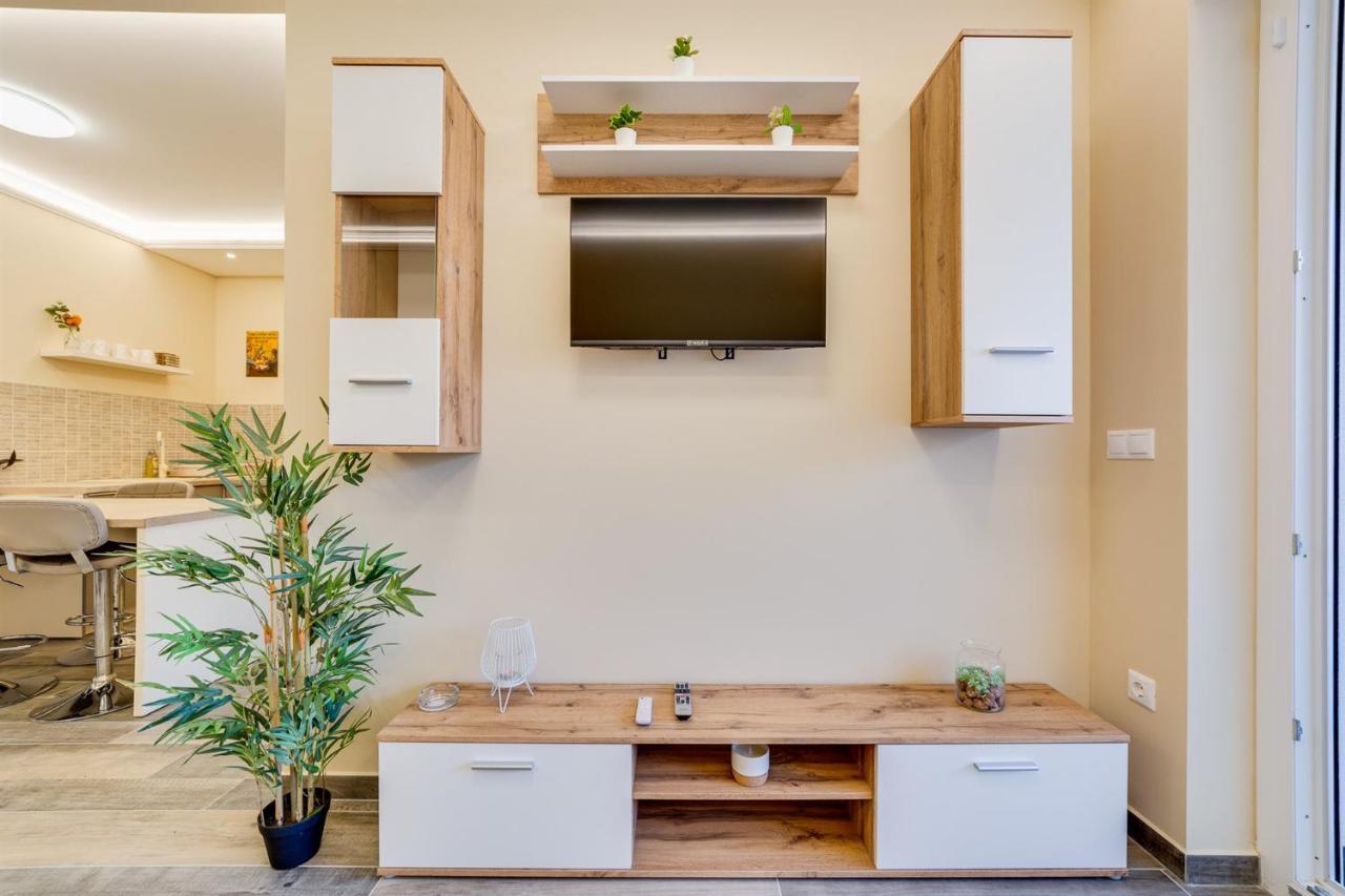 Forest Foeldvar Apartmanok By Bltn Balatonföldvár Zewnętrze zdjęcie