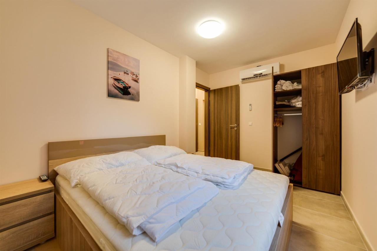 Forest Foeldvar Apartmanok By Bltn Balatonföldvár Zewnętrze zdjęcie