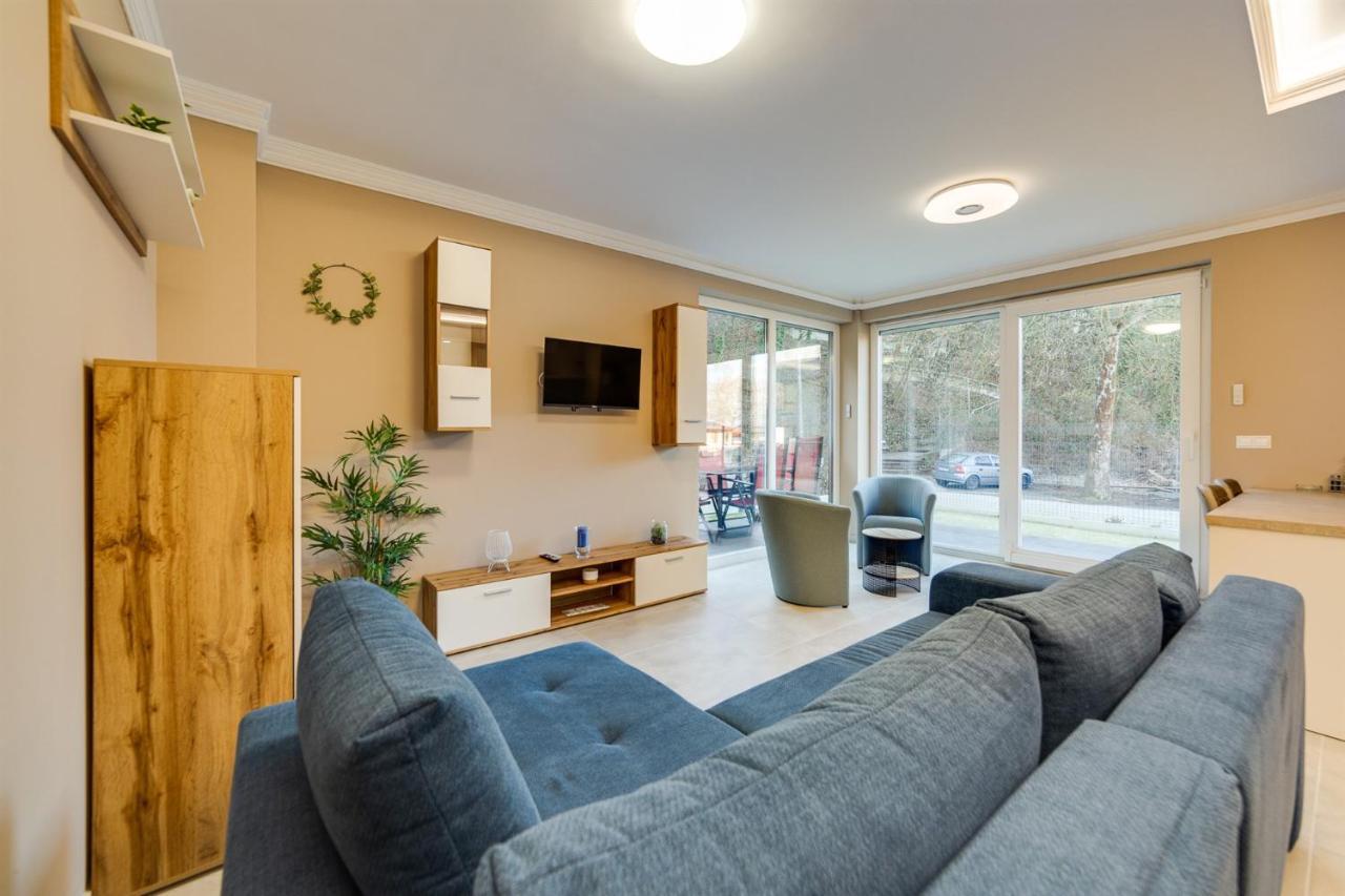Forest Foeldvar Apartmanok By Bltn Balatonföldvár Zewnętrze zdjęcie