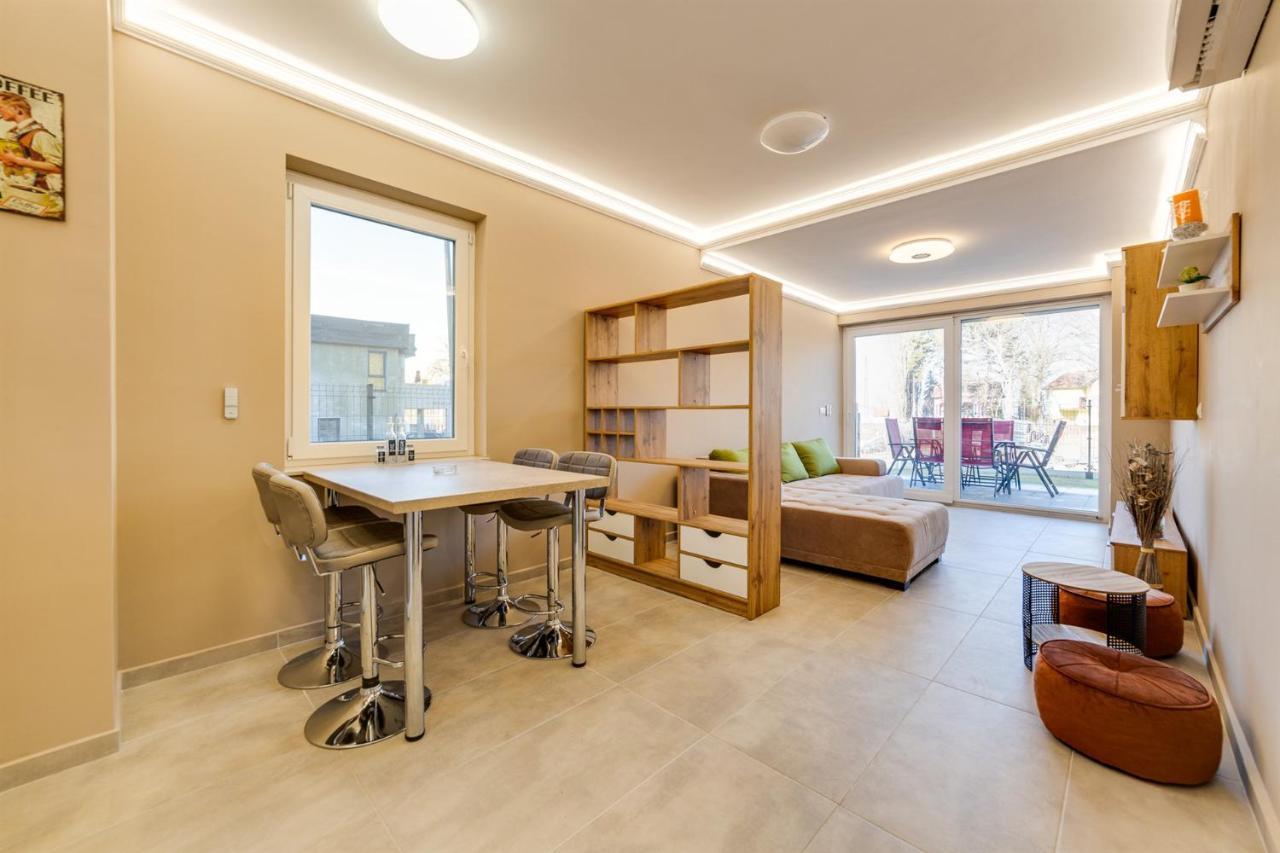 Forest Foeldvar Apartmanok By Bltn Balatonföldvár Zewnętrze zdjęcie