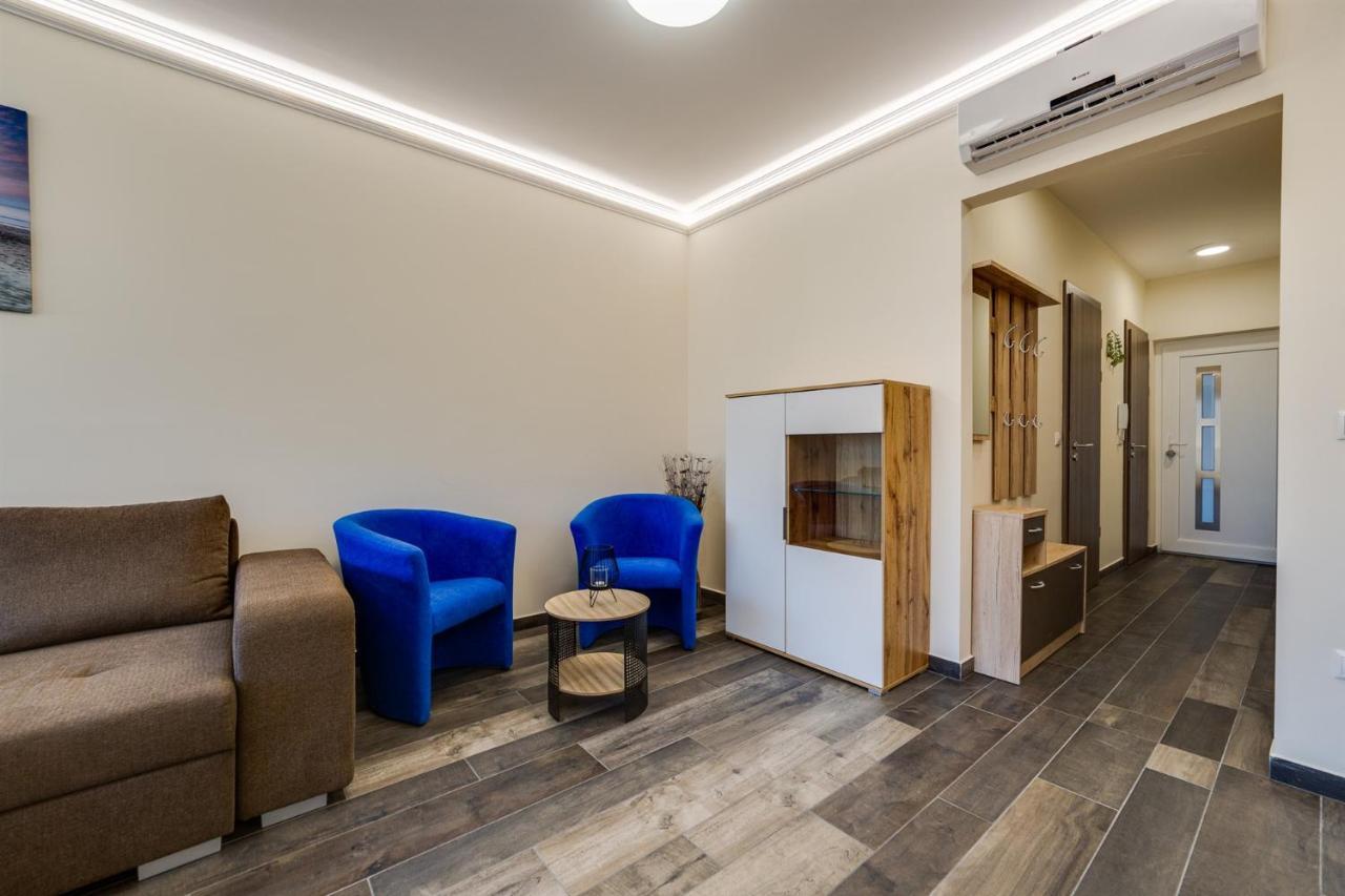 Forest Foeldvar Apartmanok By Bltn Balatonföldvár Zewnętrze zdjęcie