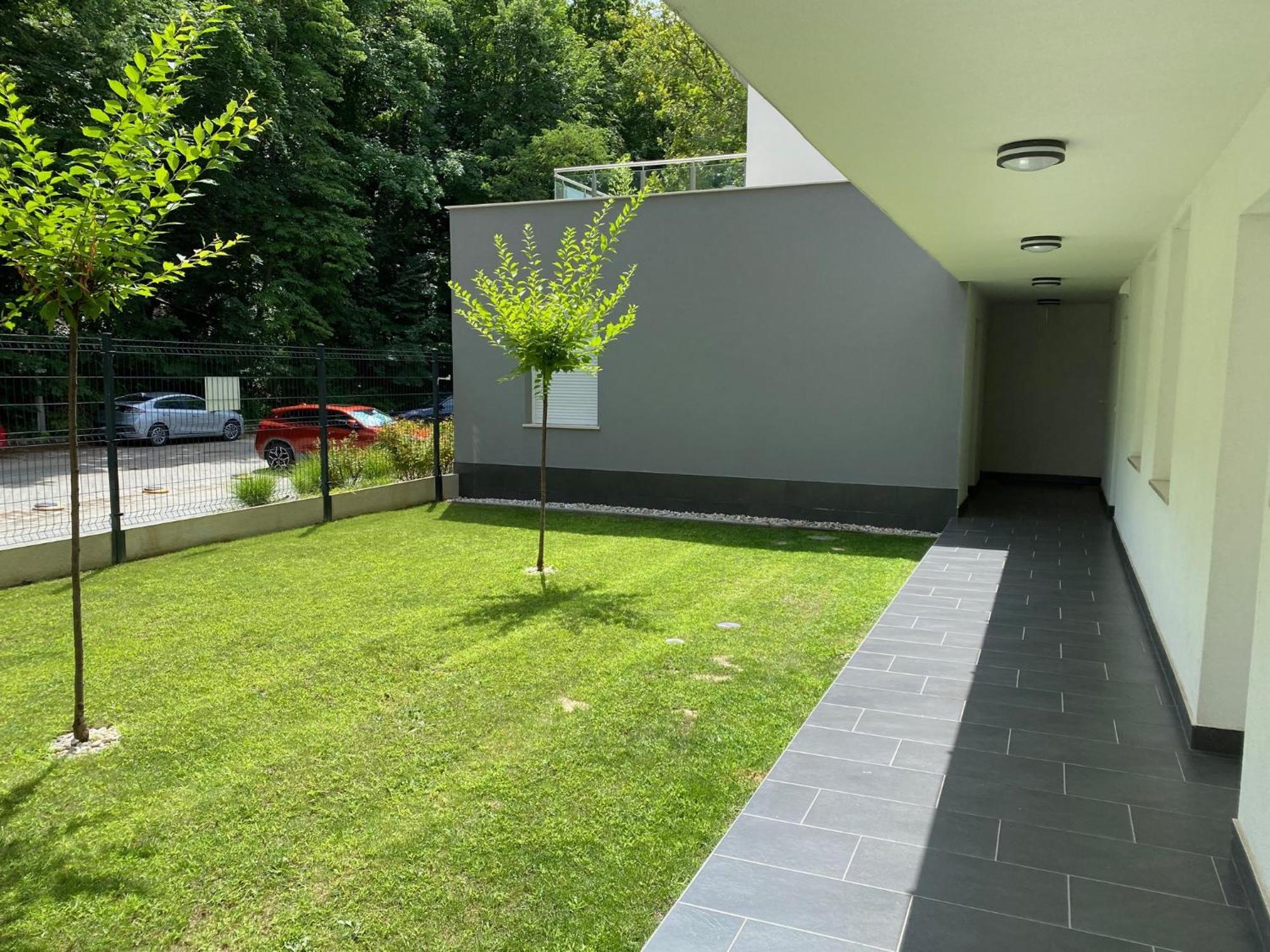 Forest Foeldvar Apartmanok By Bltn Balatonföldvár Zewnętrze zdjęcie