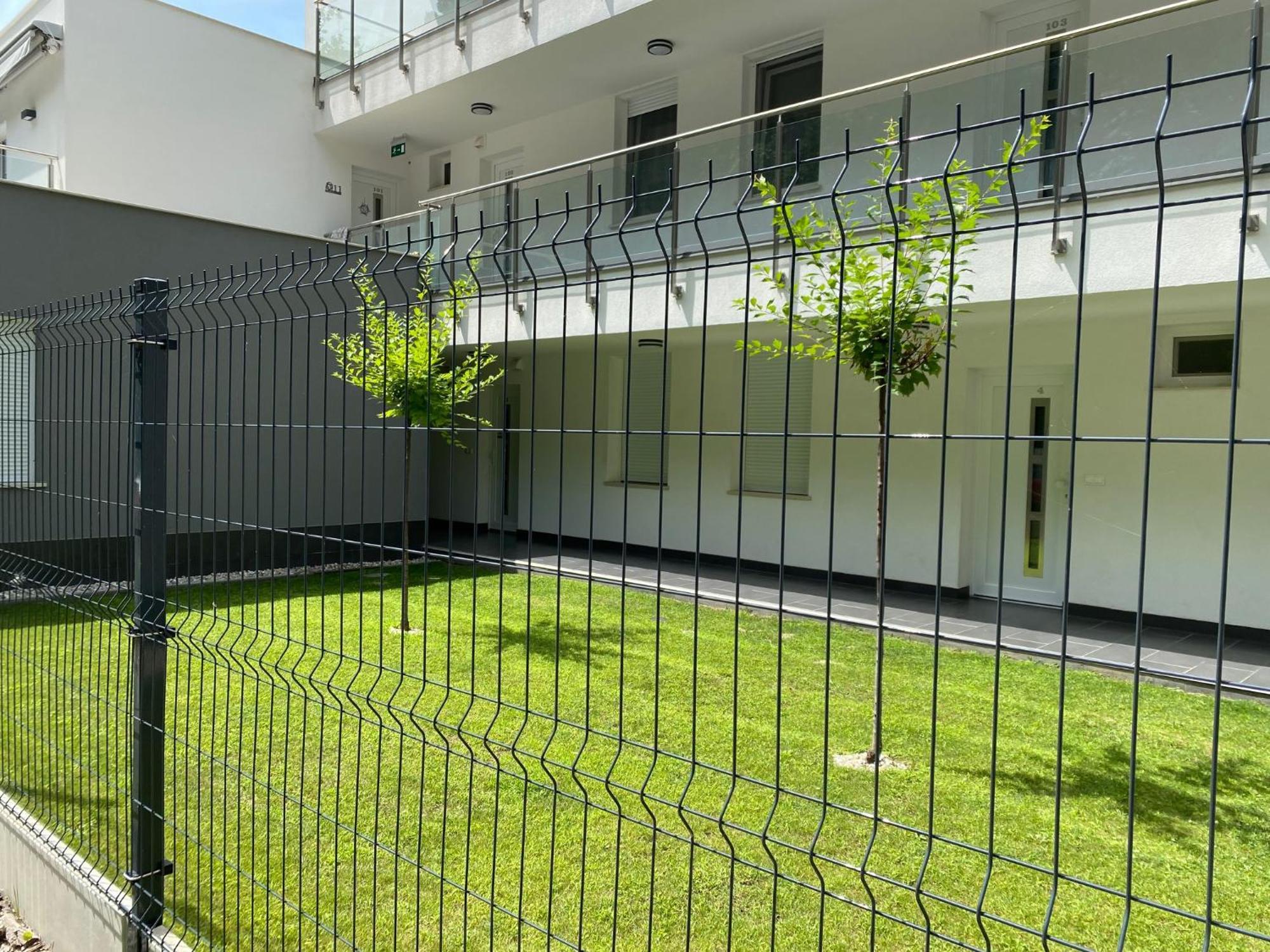 Forest Foeldvar Apartmanok By Bltn Balatonföldvár Zewnętrze zdjęcie