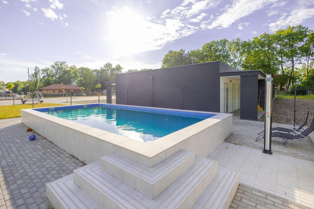 Forest Foeldvar Apartmanok By Bltn Balatonföldvár Zewnętrze zdjęcie
